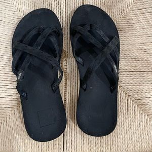 TEVA OLOWAHU Sandals